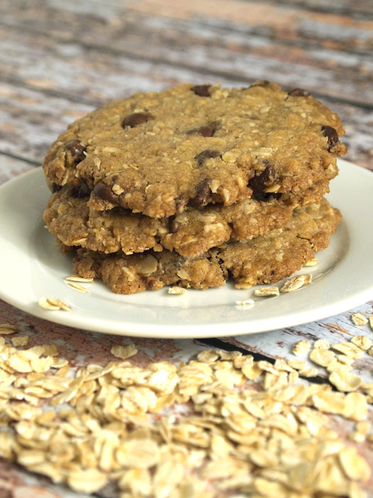Vermouth Oatmeal Cookies